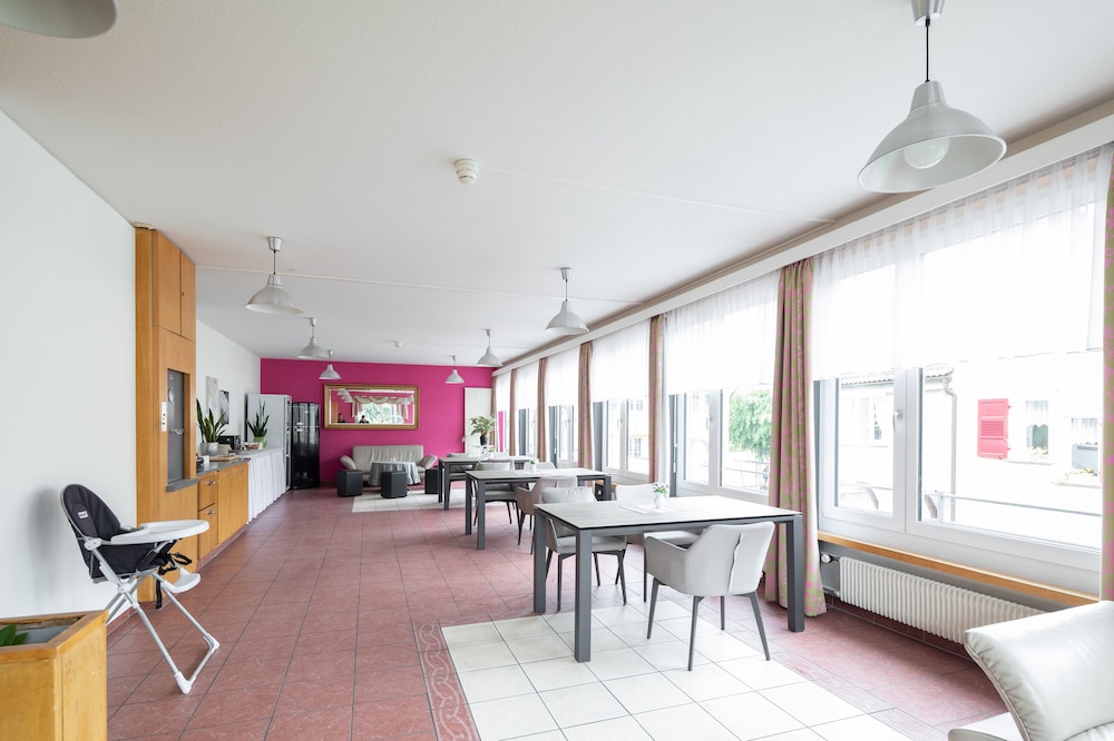 Hotel Lotschberg 28/45