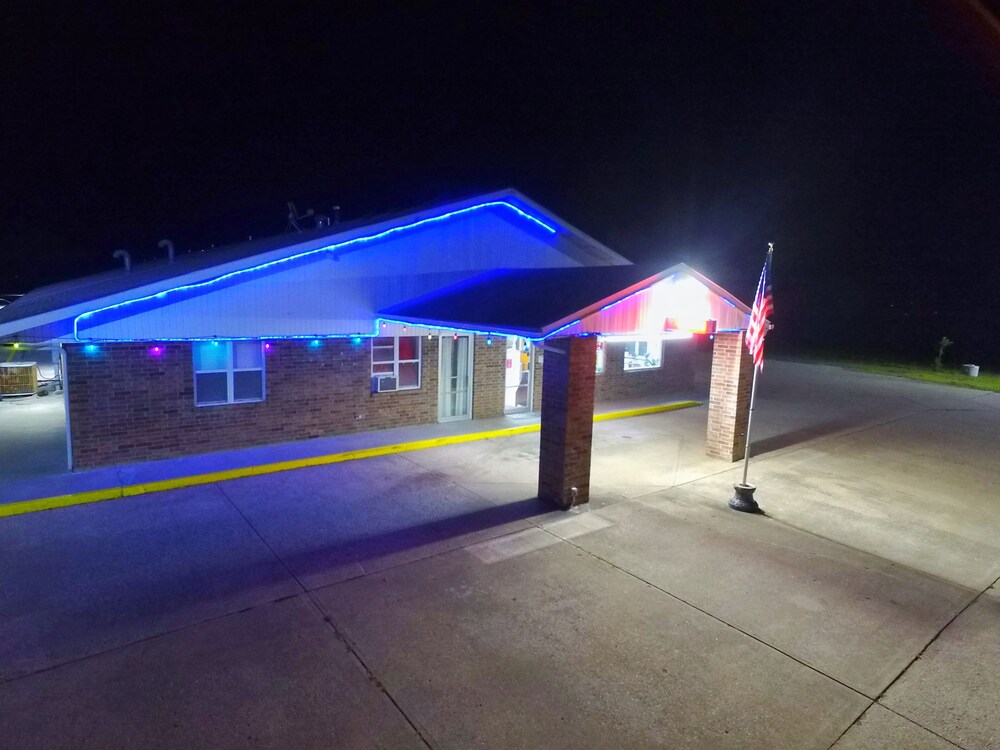 Night Inn 47/53
