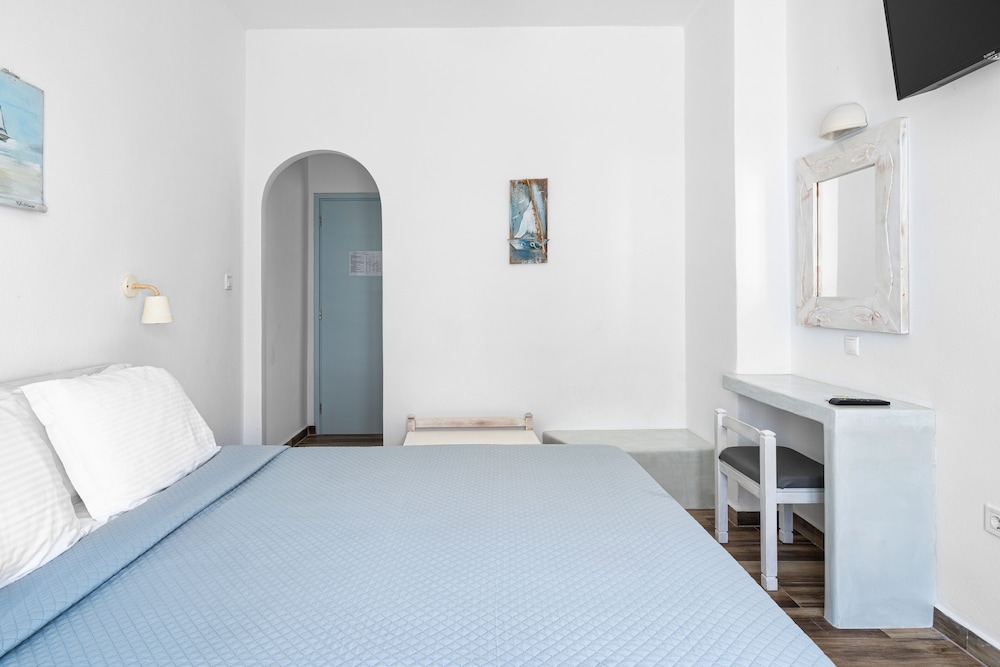 Iris Boutique Hotel 24/74