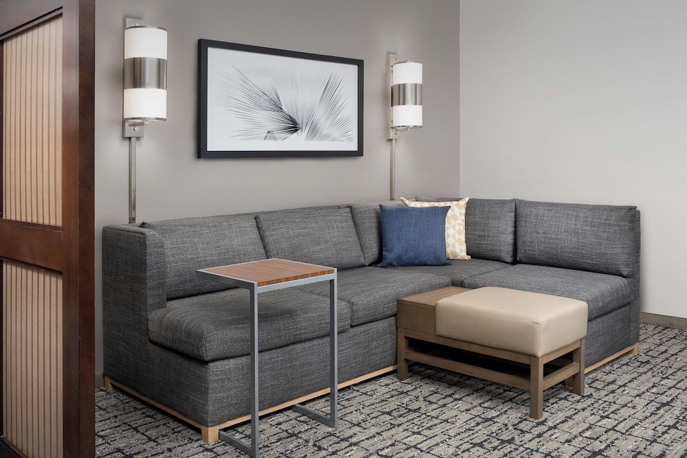 HYATT PLACE HOUSTON SUGAR LAND 32/71