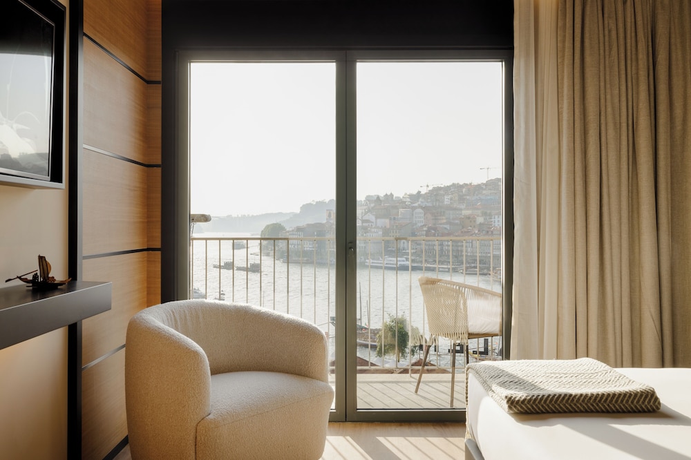 Porto River Soul Hotel 34/58