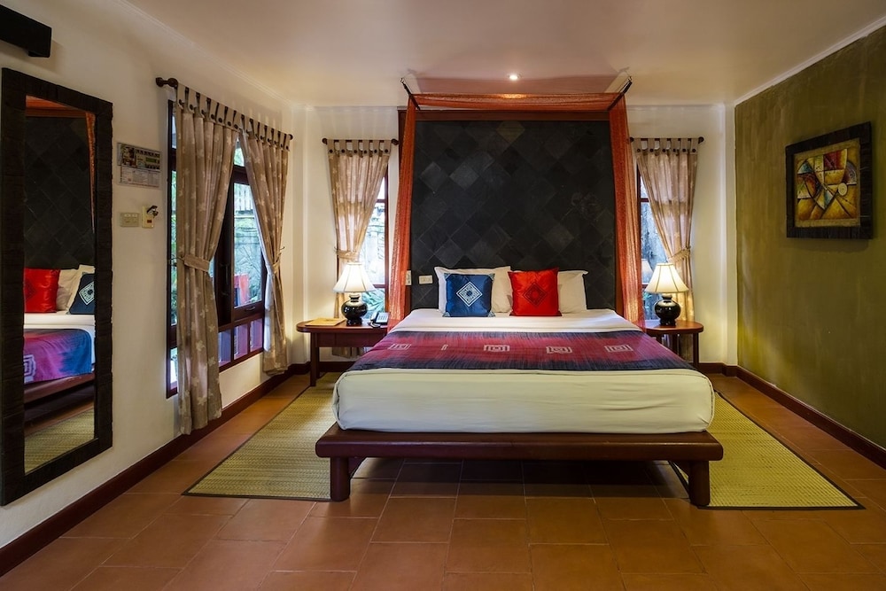 Bangtao Beach Chalet 20/71
