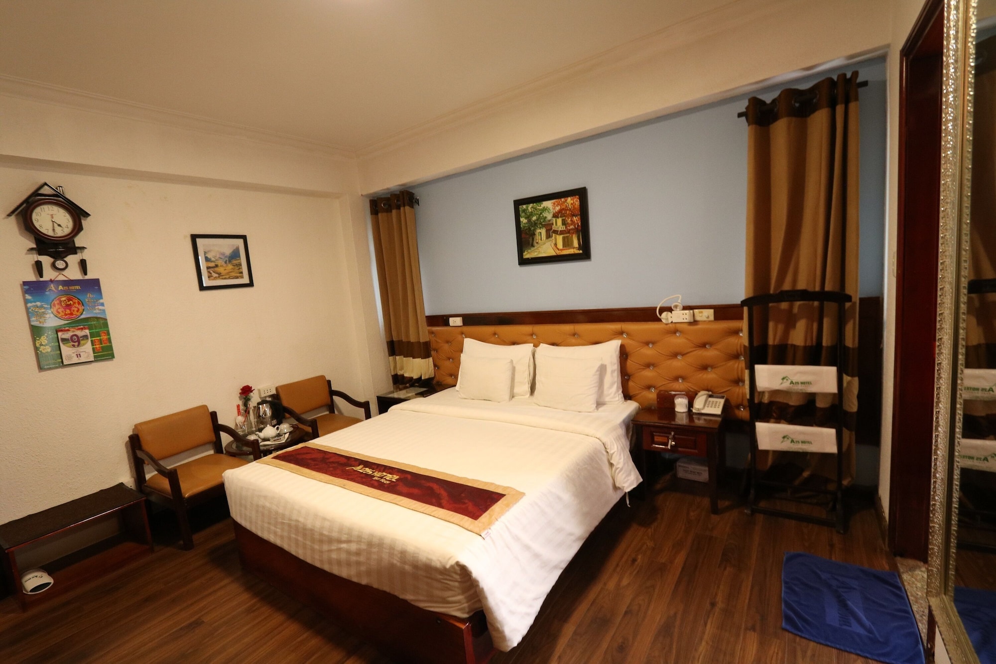 DELUXE, DOUBLE BED