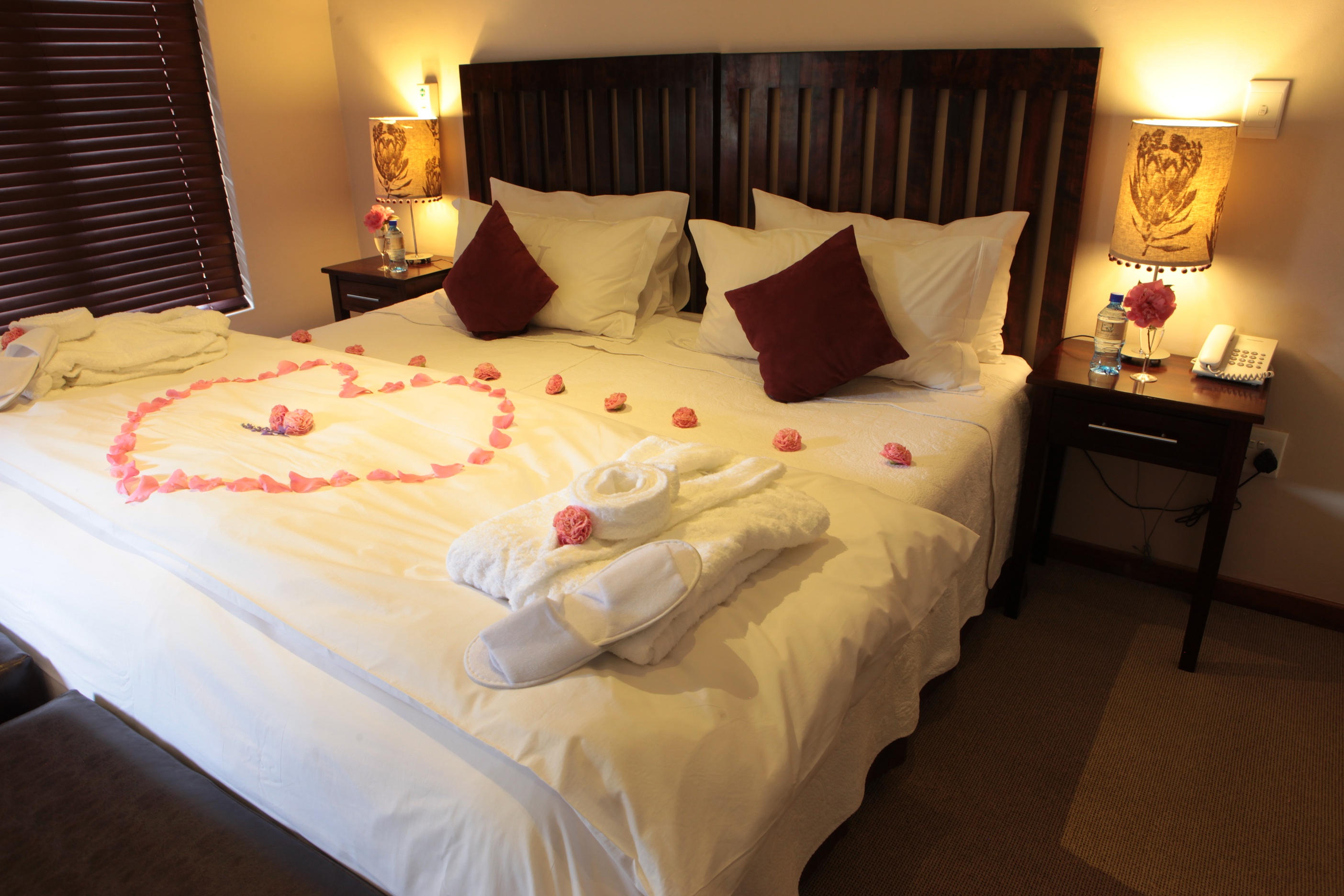 Room, Double or Twin Bed