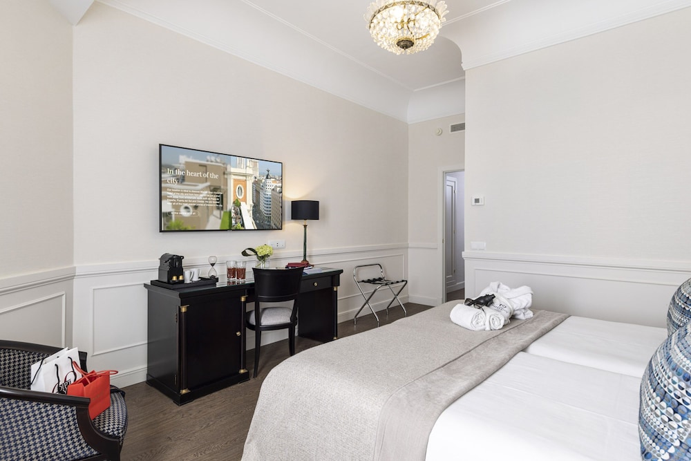 Emperador Hotel Madrid 17/50