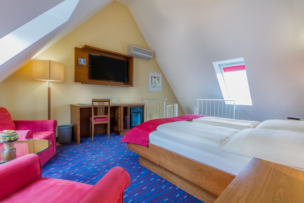 Hotel Am Schillerpark 14/31