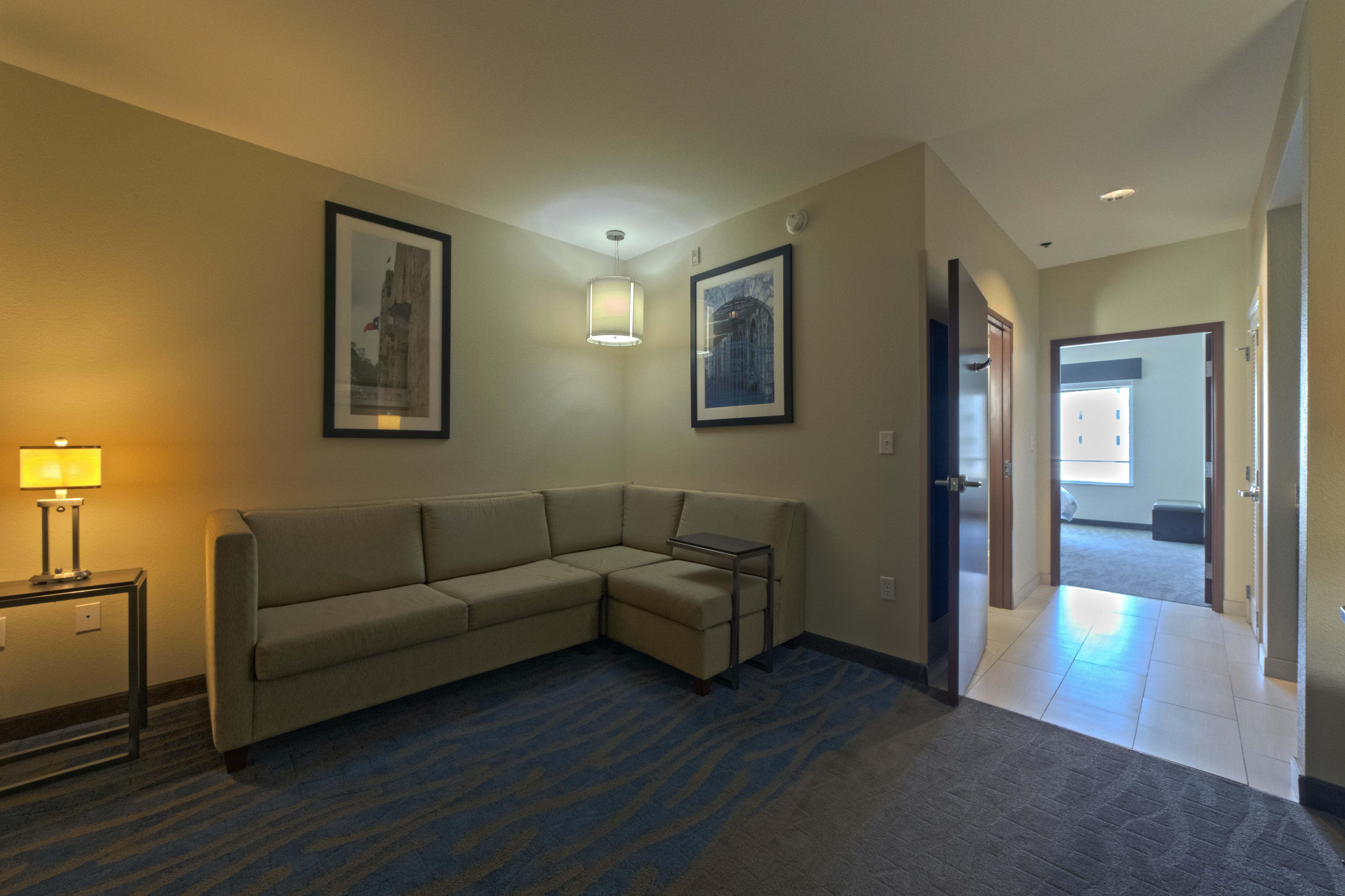 Holiday Inn & Suites San Antonio Northwest 19/30