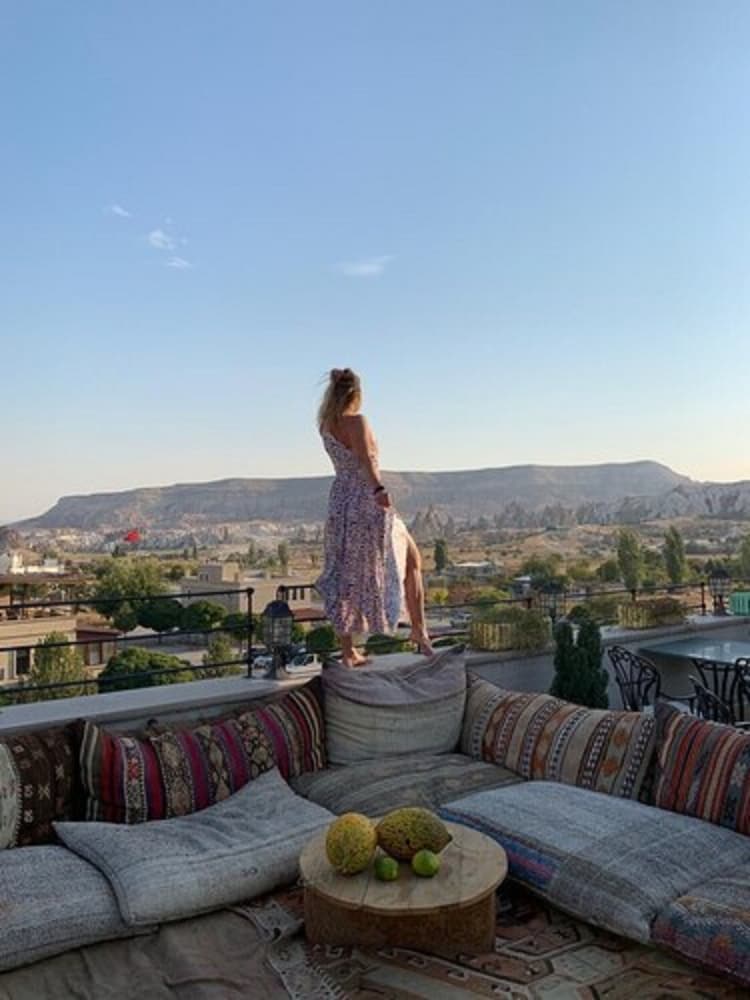 Caravanserai Inn Hotel 41/50