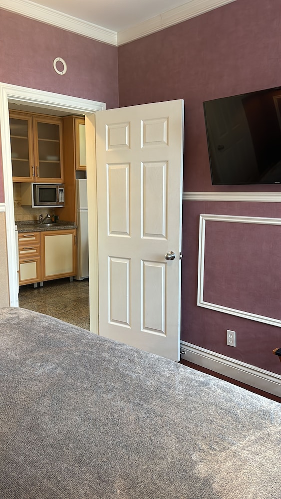 Parc Suites Hotel 4/50