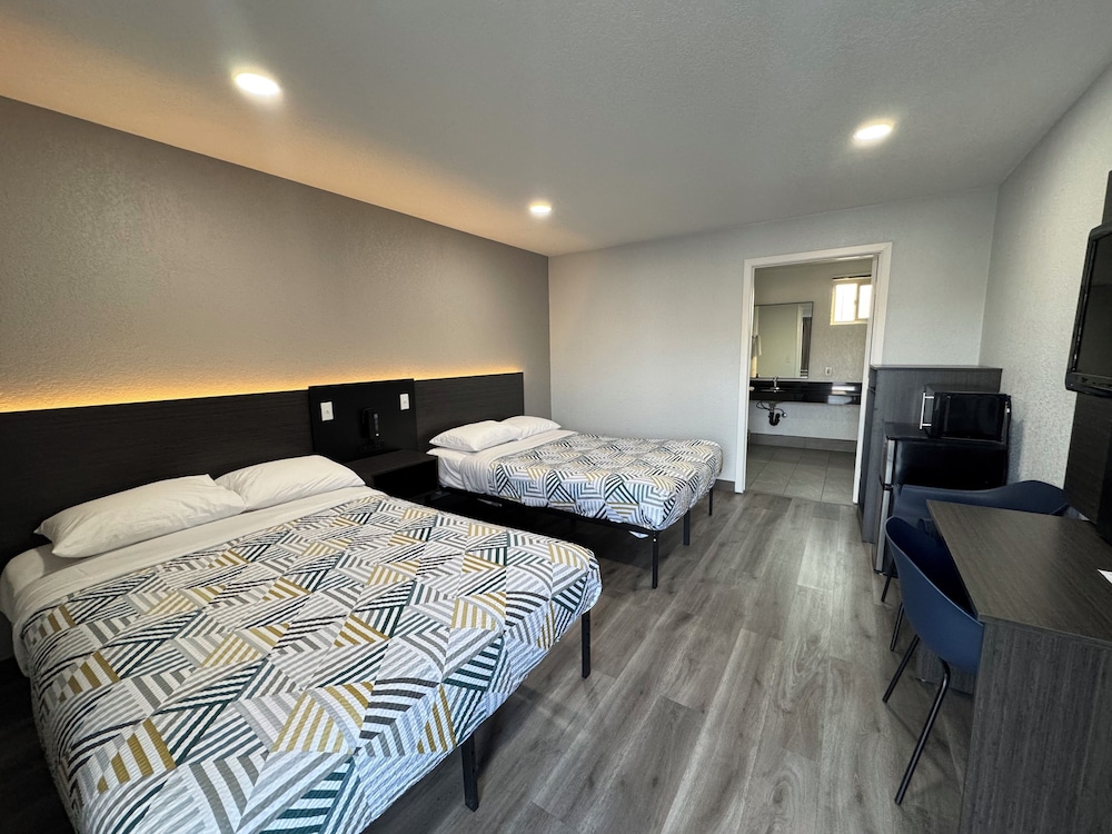 Motel6 Willows, CA 27/60