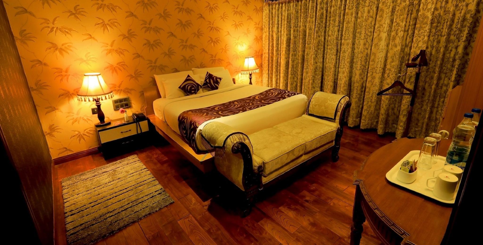 Suite, Double Bed