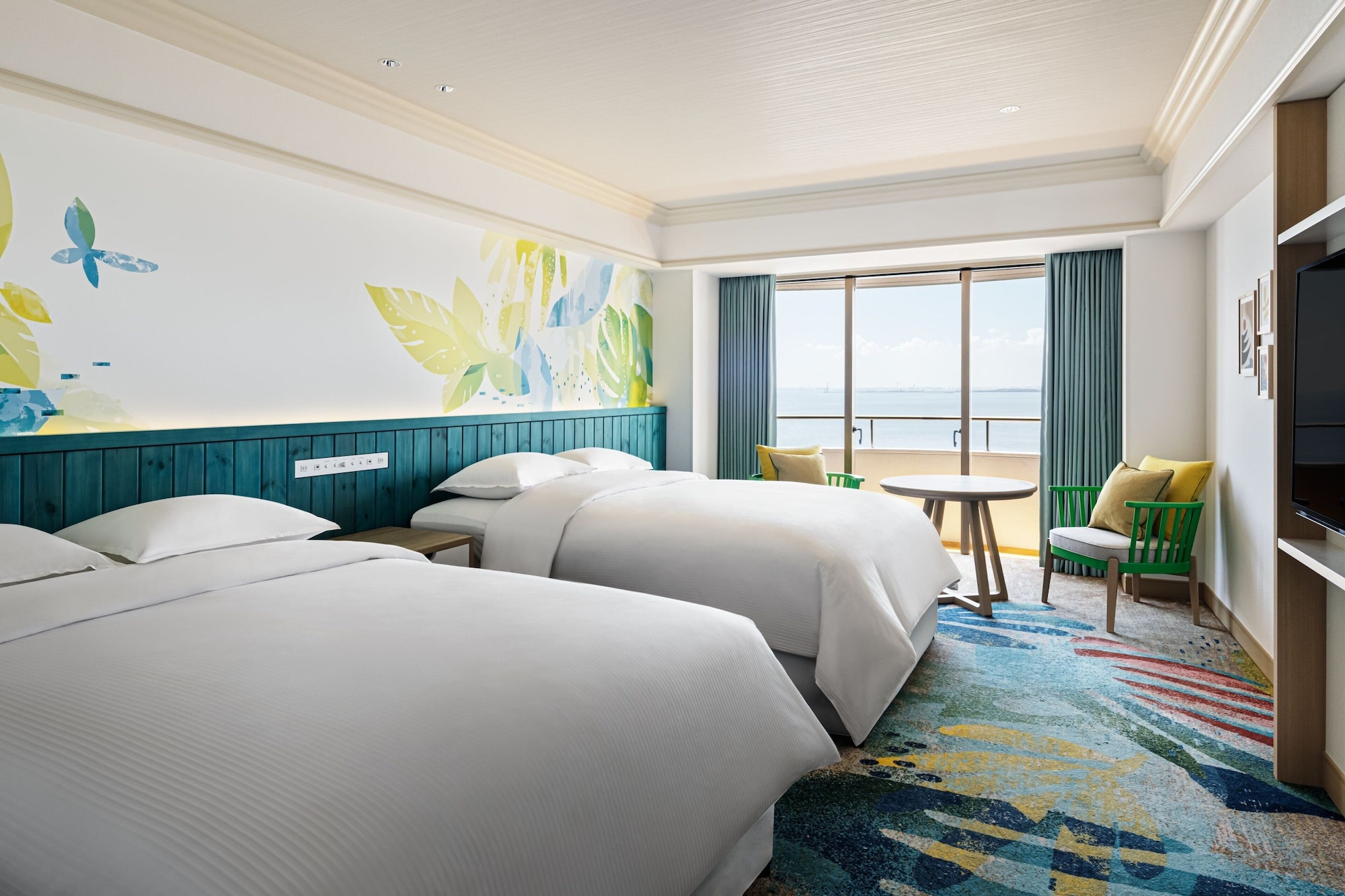 Room, 3 Beds, Bay View 3/7