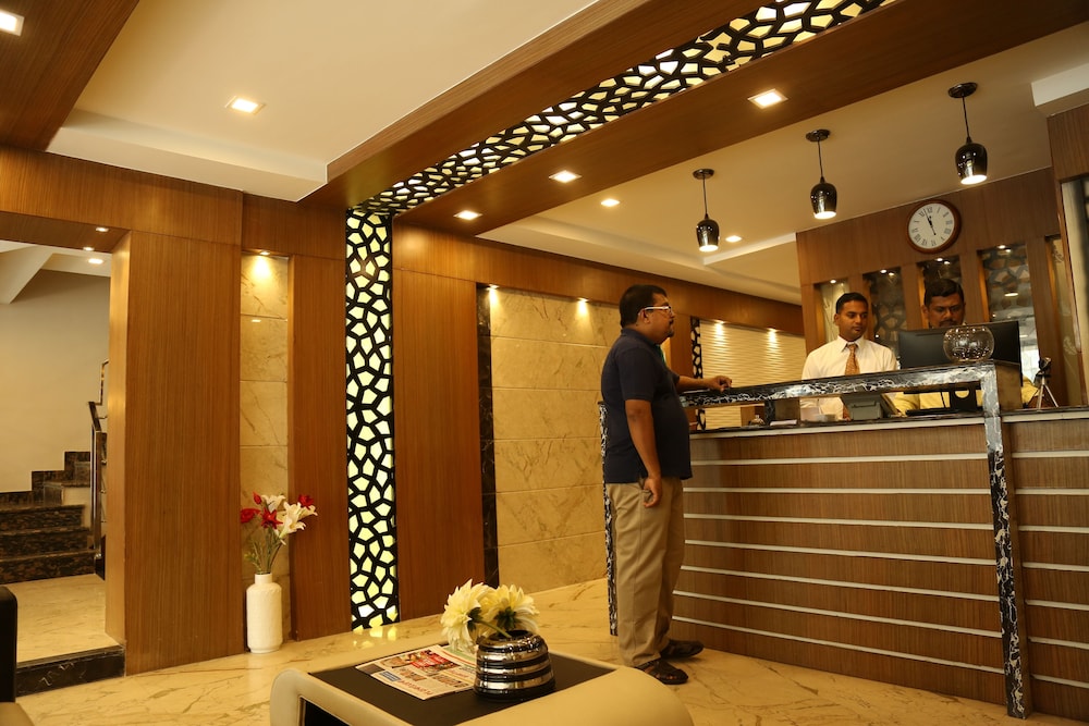 Hotel Santhi Bhavan 7/26