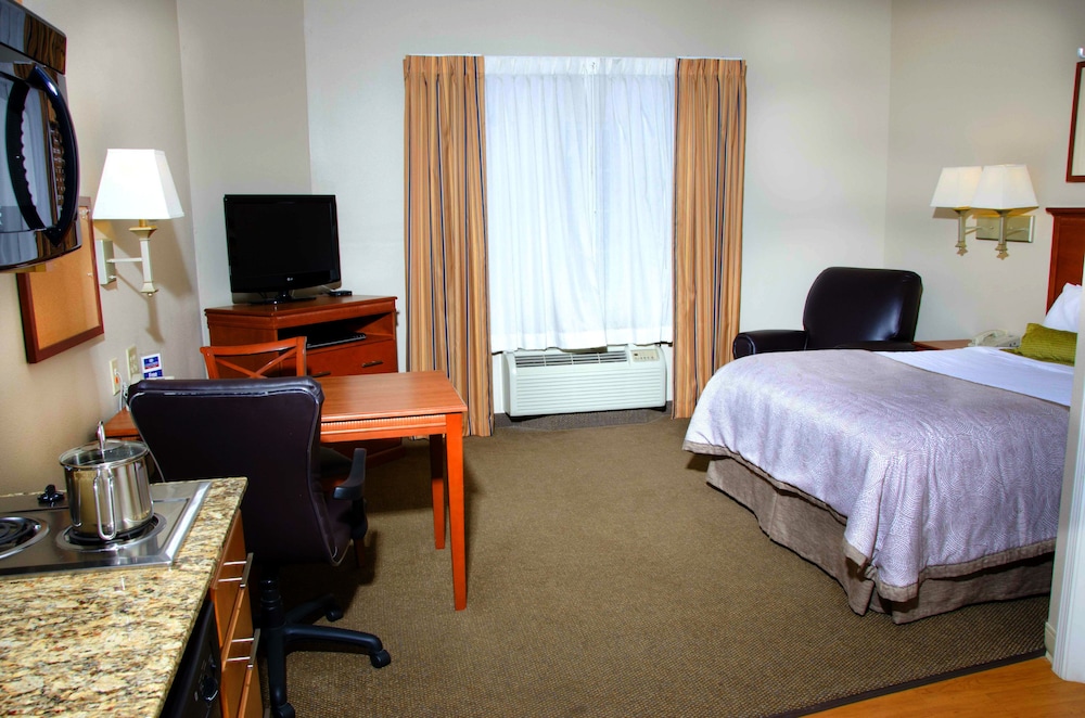 Candlewood Suites Columbus Fort Benning 31/75