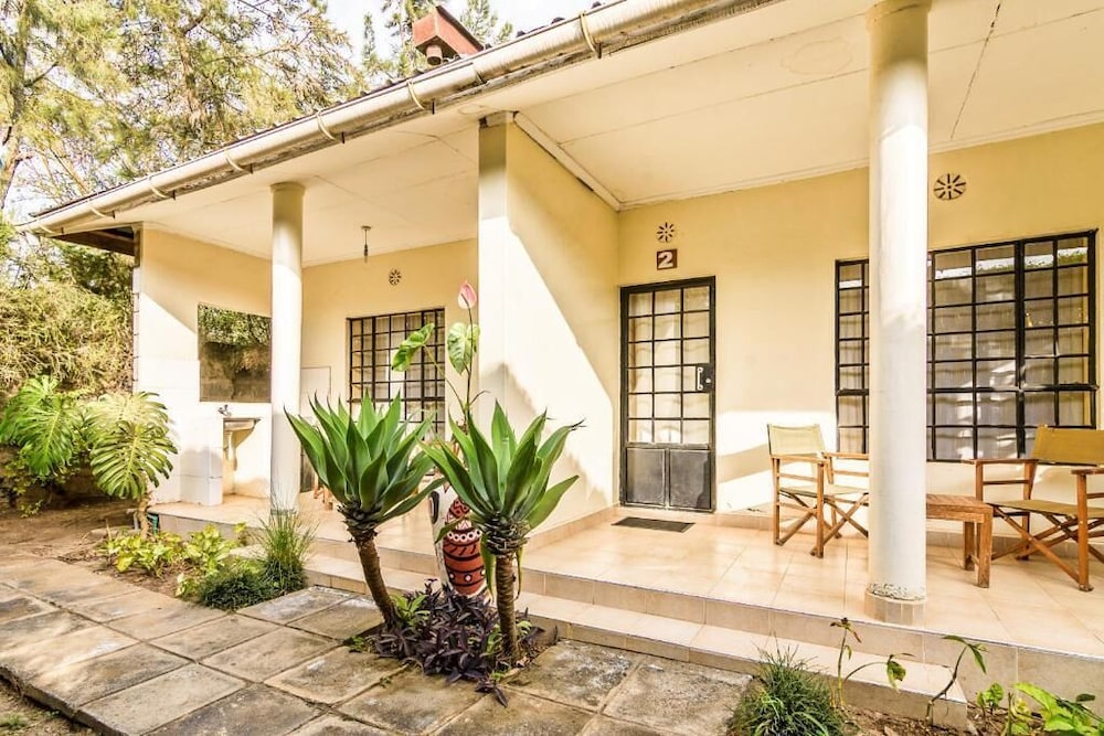 Fina Gardens Resort 1/31