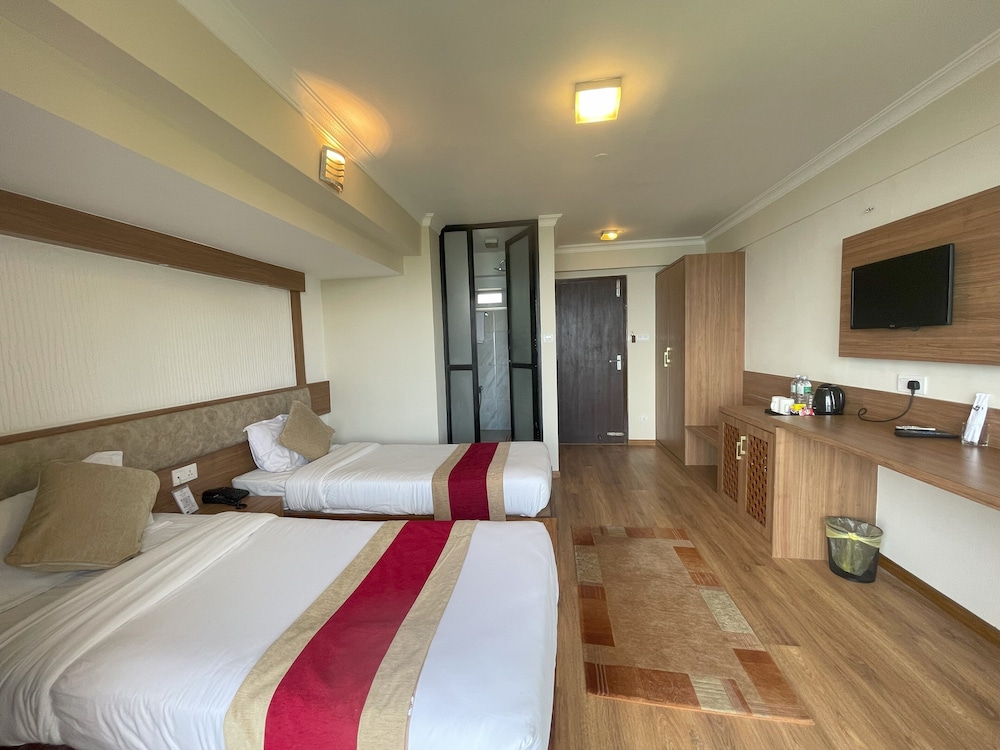 Hotel Himalayan Villa Pvt Ltd 18/50