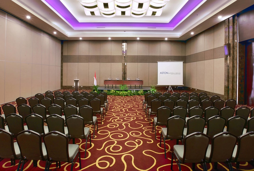 Aston Imperial Bekasi Hotel & Conference Center 45/53