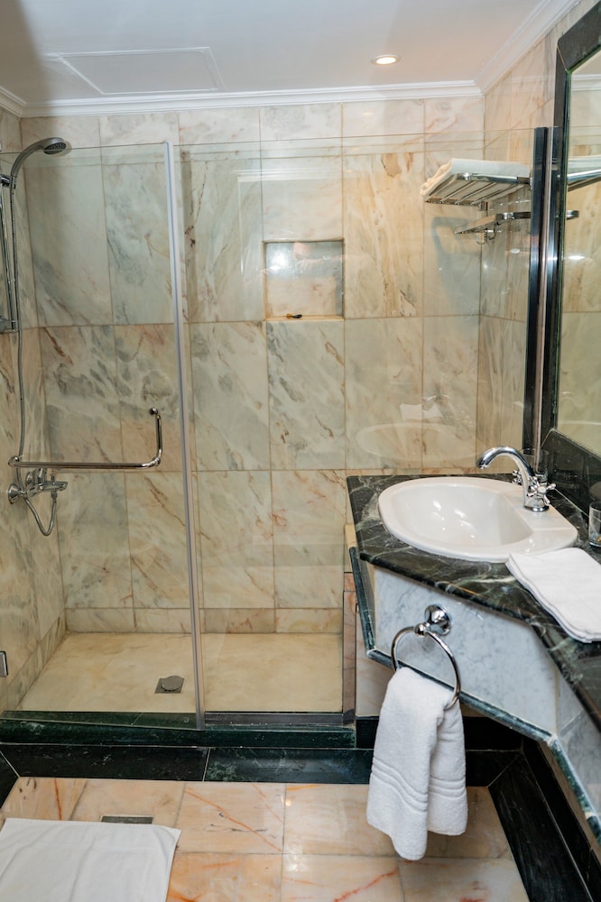 فندق اودست جدة(Odst Jeddah Hotel (Ex- Mokhtara Al Attas Hotel)) 46/50