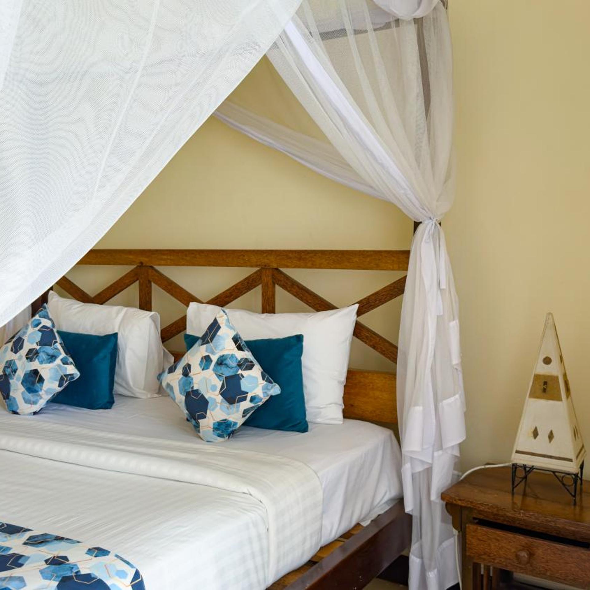 Room, Double Bed, Pool View