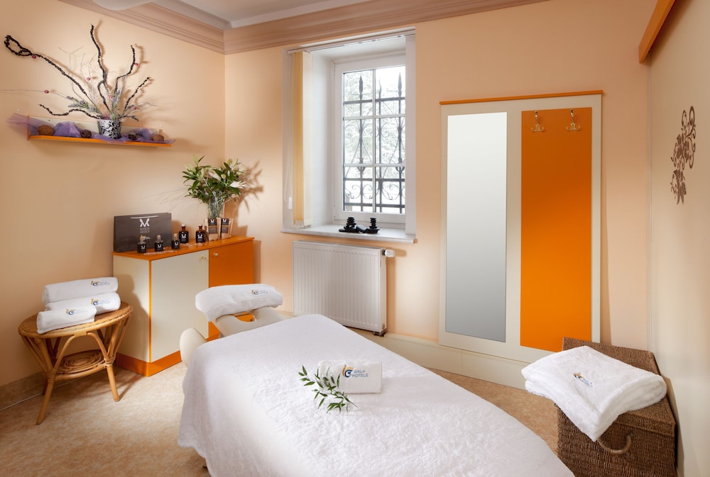 CHATEAU MONTY SPA RESORT 24/69