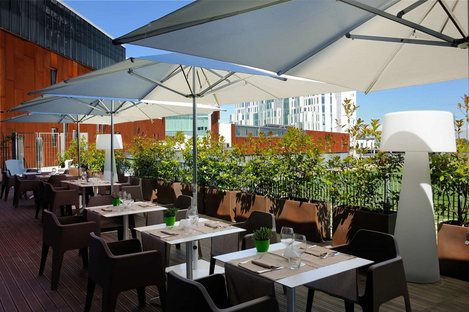 H2C HOTEL MILANOFIORI 32/50