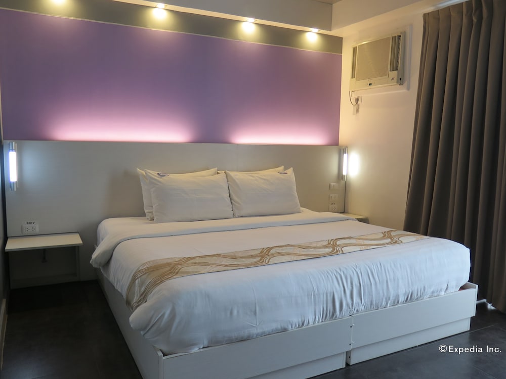 Pillows Hotel 22/63