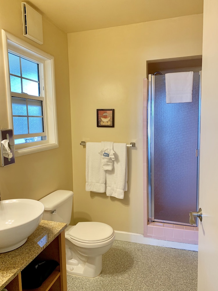 Seaway Inn 39/63