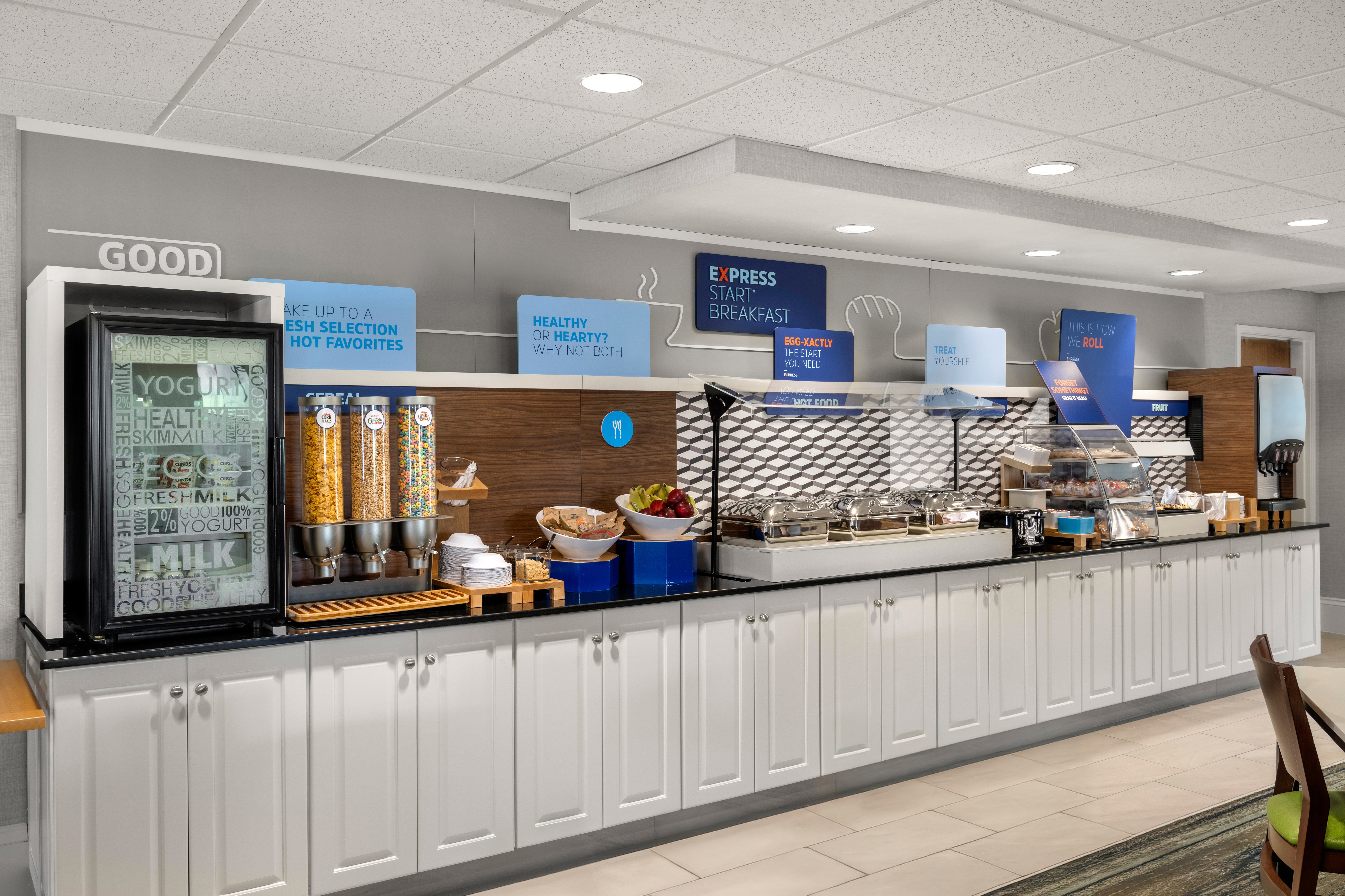 Holiday Inn Express Suites New Buffalo 10/76