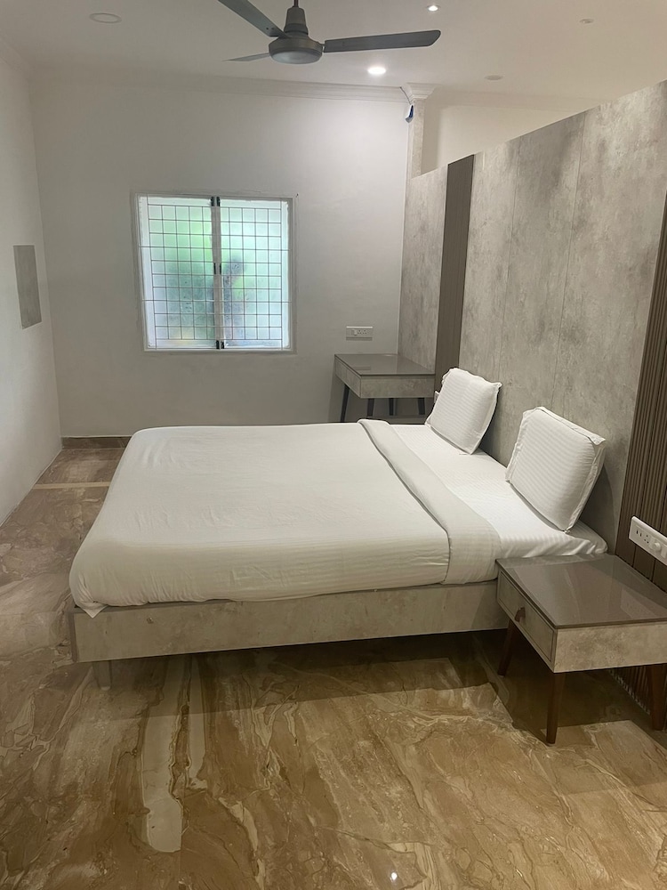 Garden Suite