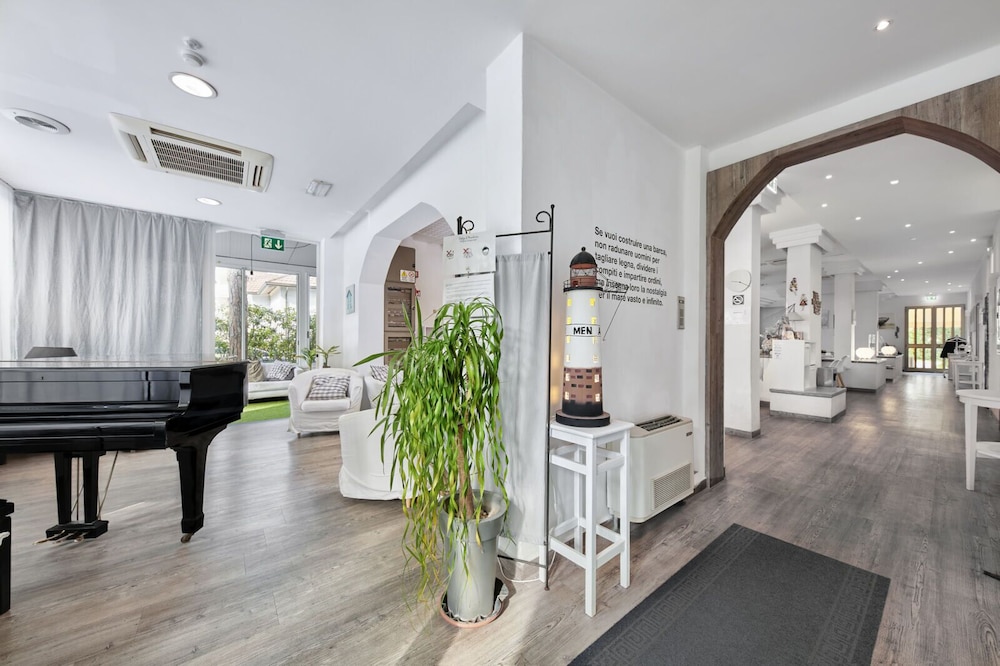 Hotel Arlecchino Riccione 4/46