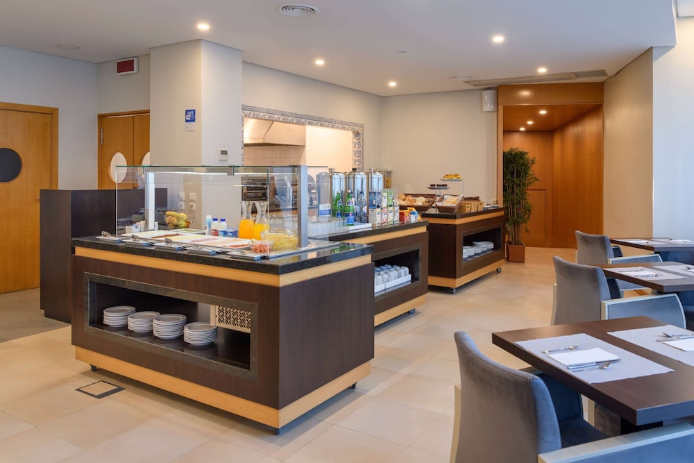 Tryp By Wyndham Porto Centro Hotel 28/48