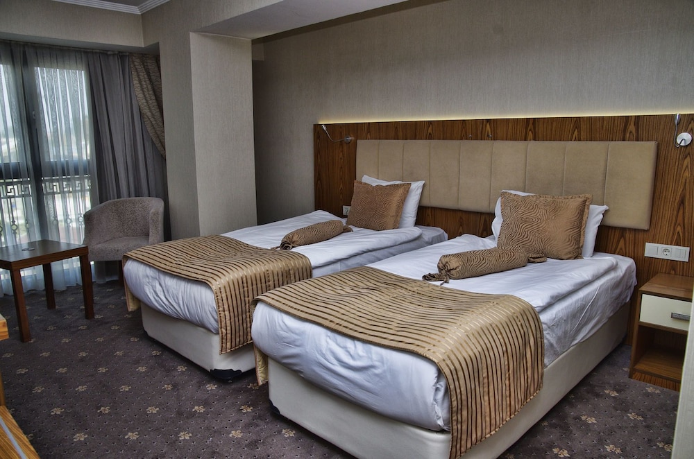Nk Hotel 19/50