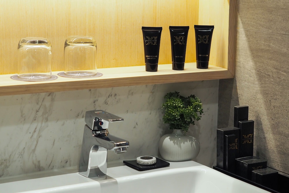 Eleven Bangkok Sukhumvit 11 by Kingston Hotels 37/73