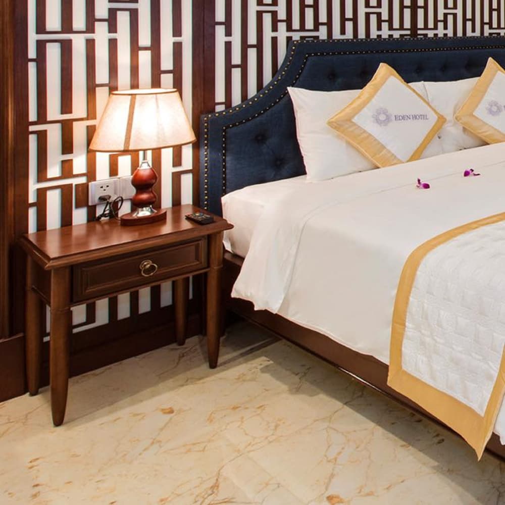Eden Ocean View Hotel Da Nang 32/64