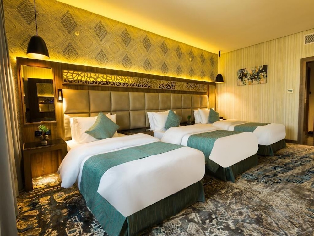 Wow Diamond Hotel 46/83