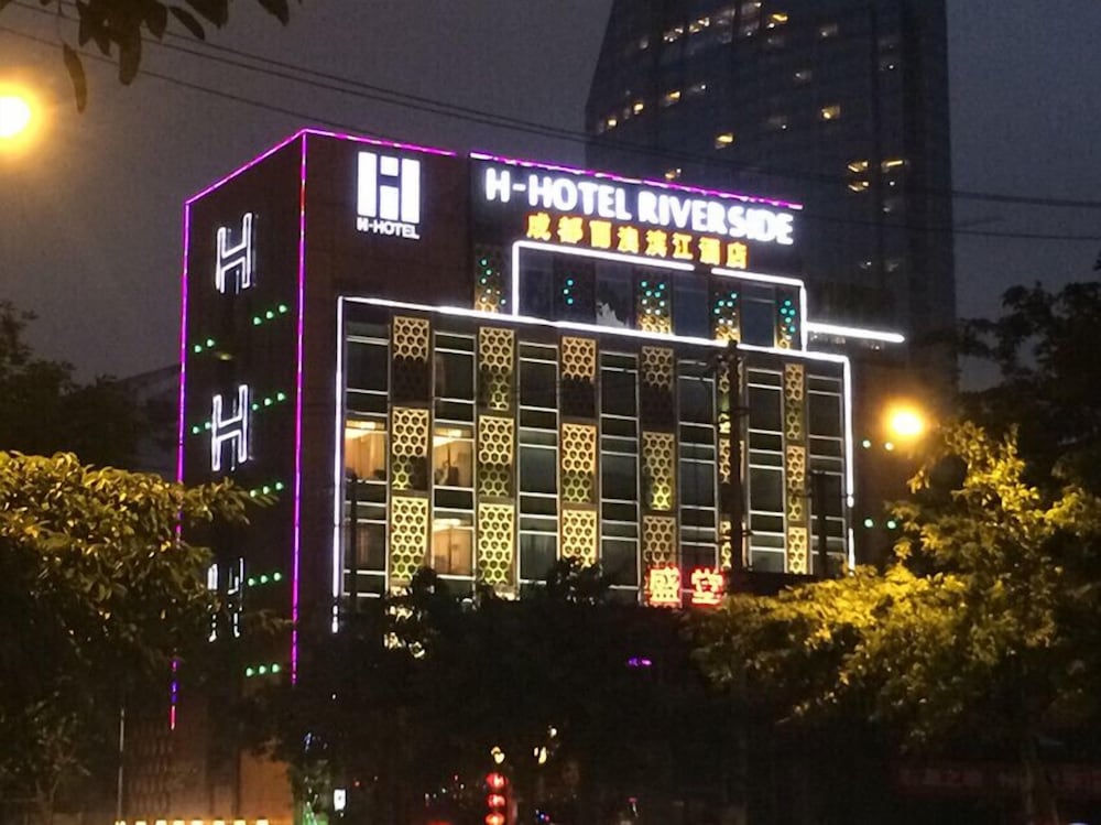 H-Hotel Riverside Chengdu 3/56