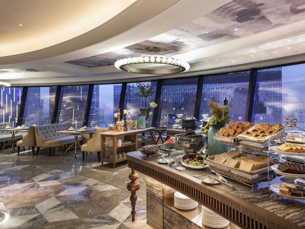 Mercure Chengdu Chunxi 42/65
