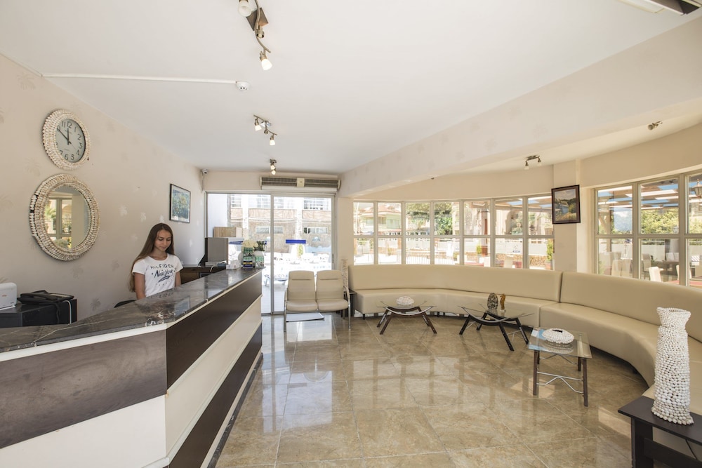 Tokay Hotel 12/50
