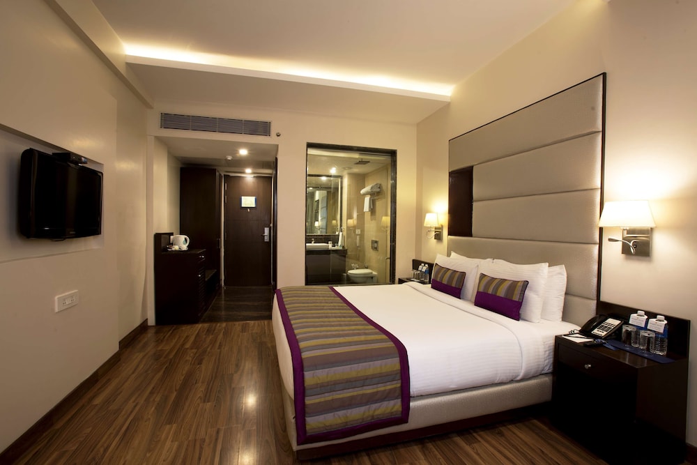 Golden Tulip Chandigarh Panchkula 6/29
