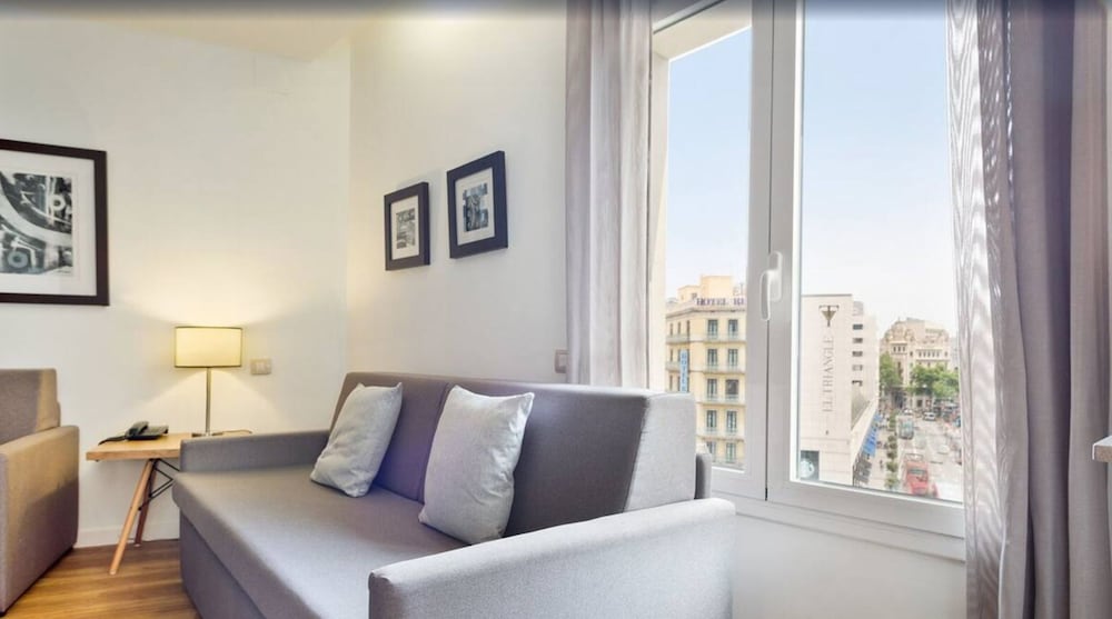 Amister Apartments 26/43
