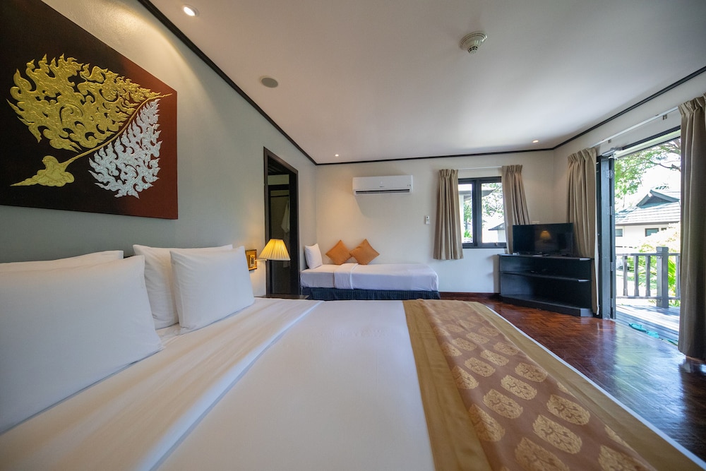 Phi Phi Holiday Resort 40/80