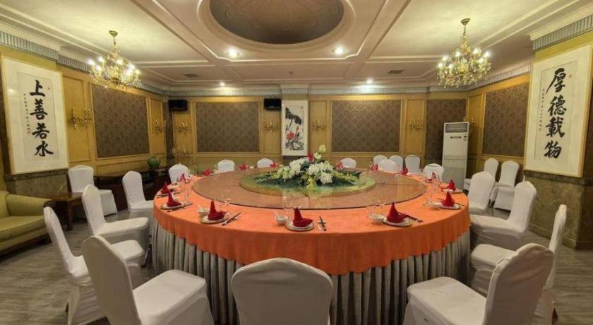 KUNMING HOTEL 41/50