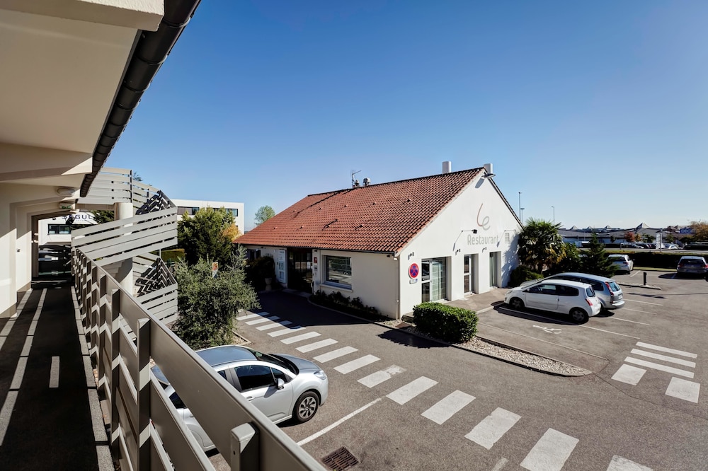 CAMPANILE LYON EST BRON EUREXPO in BRON