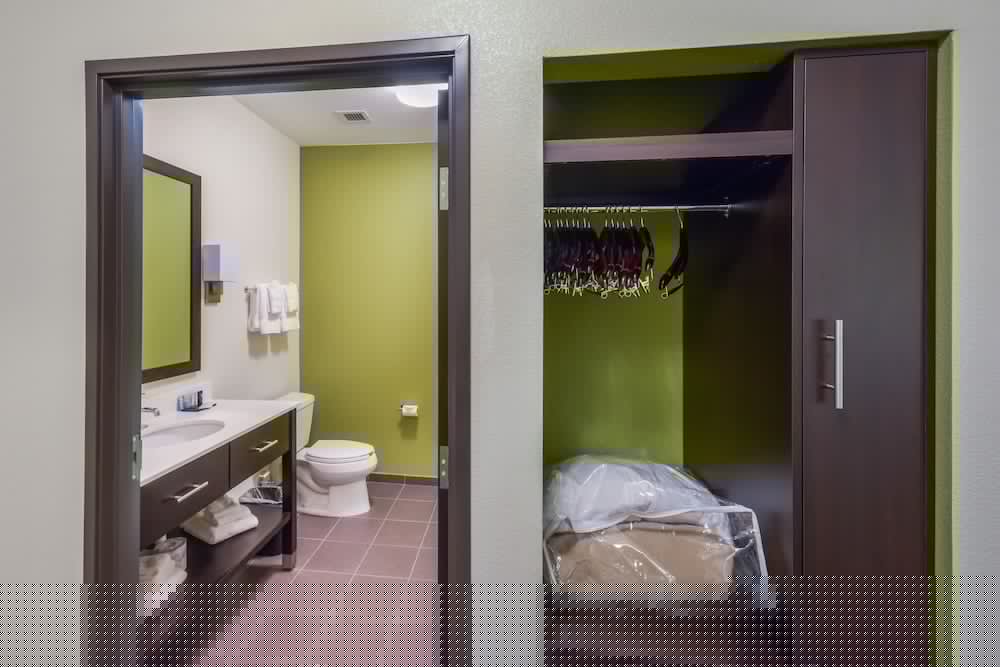 Sleep Inn and Suites Fort Worth Fossil Creek 12/44