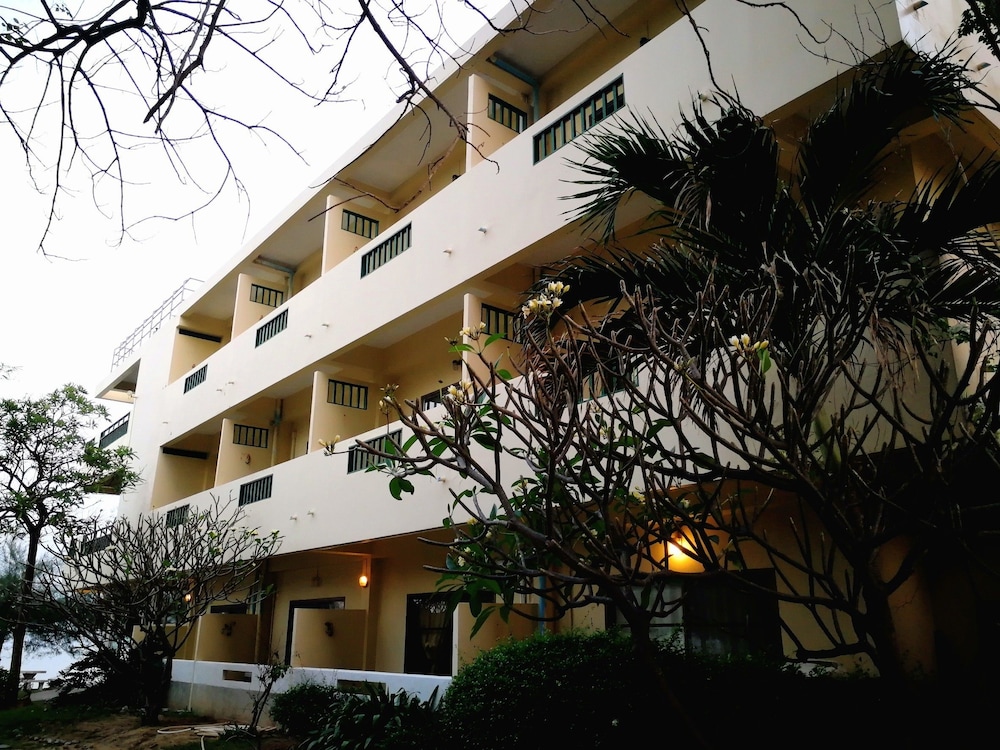 Aow Noi Sea View Resort 6/50
