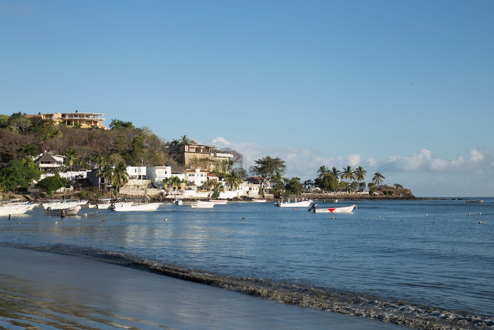 Decameron Los Cocos Guayabitos Ramada All Inclusive Resort 43/49
