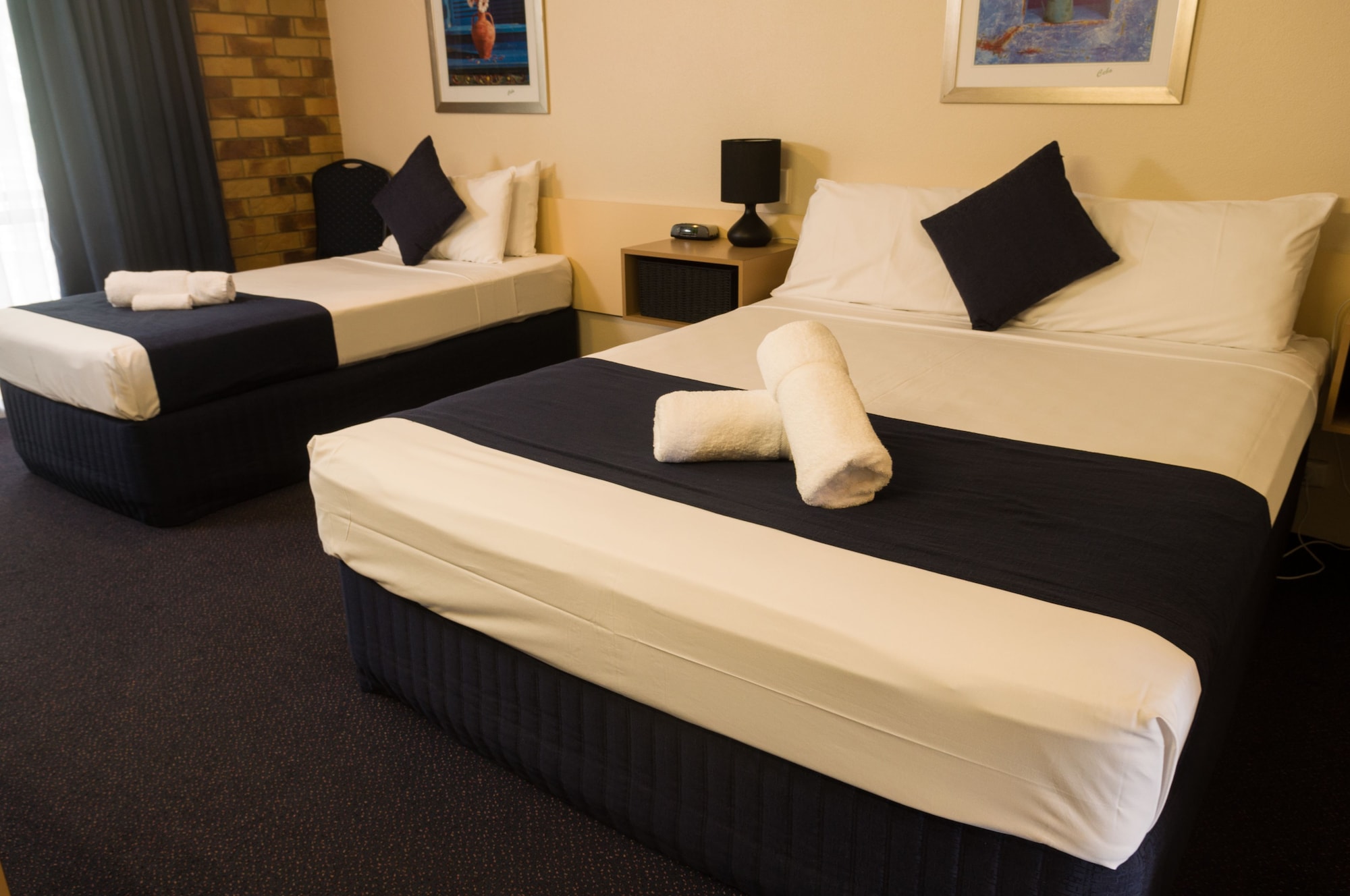 STANDARD, TWIN BEDS