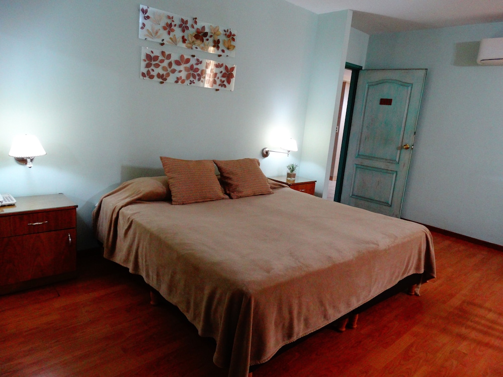 EXECUTIVE, SUITE, DOUBLE BED