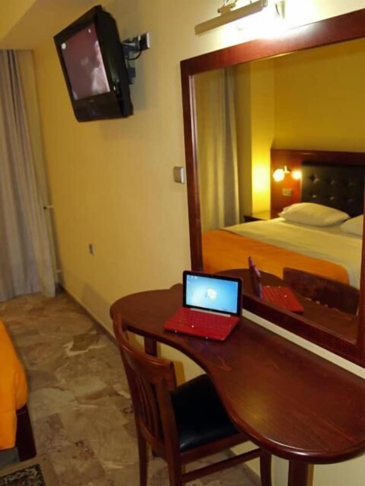 Hotel Filoxenia 16/21