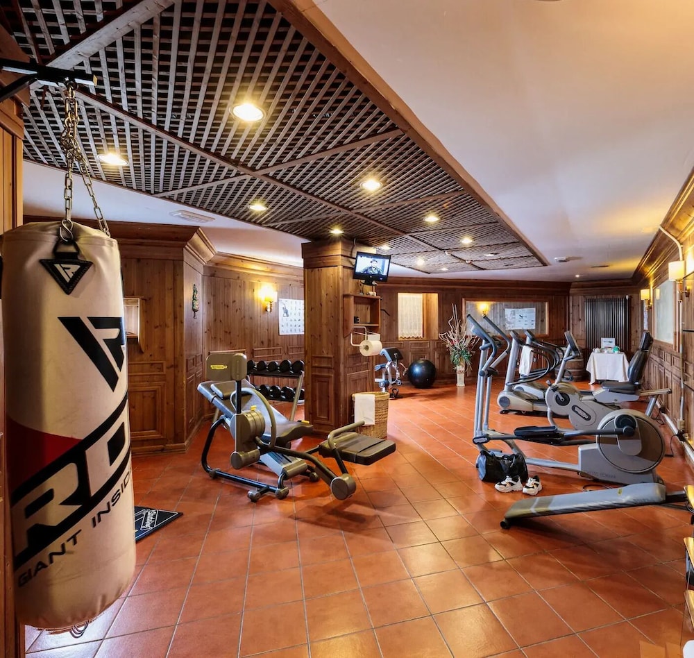 Hotel Alaska Cortina 34/60